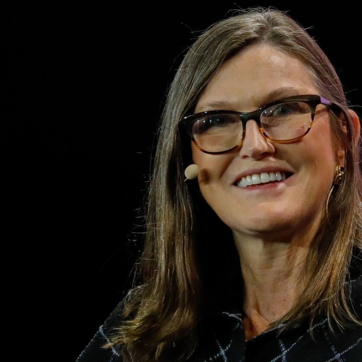 Cathie Wood: Bitcoin steigt bis 2030 auf 1,48 Millionen Dollar | cash