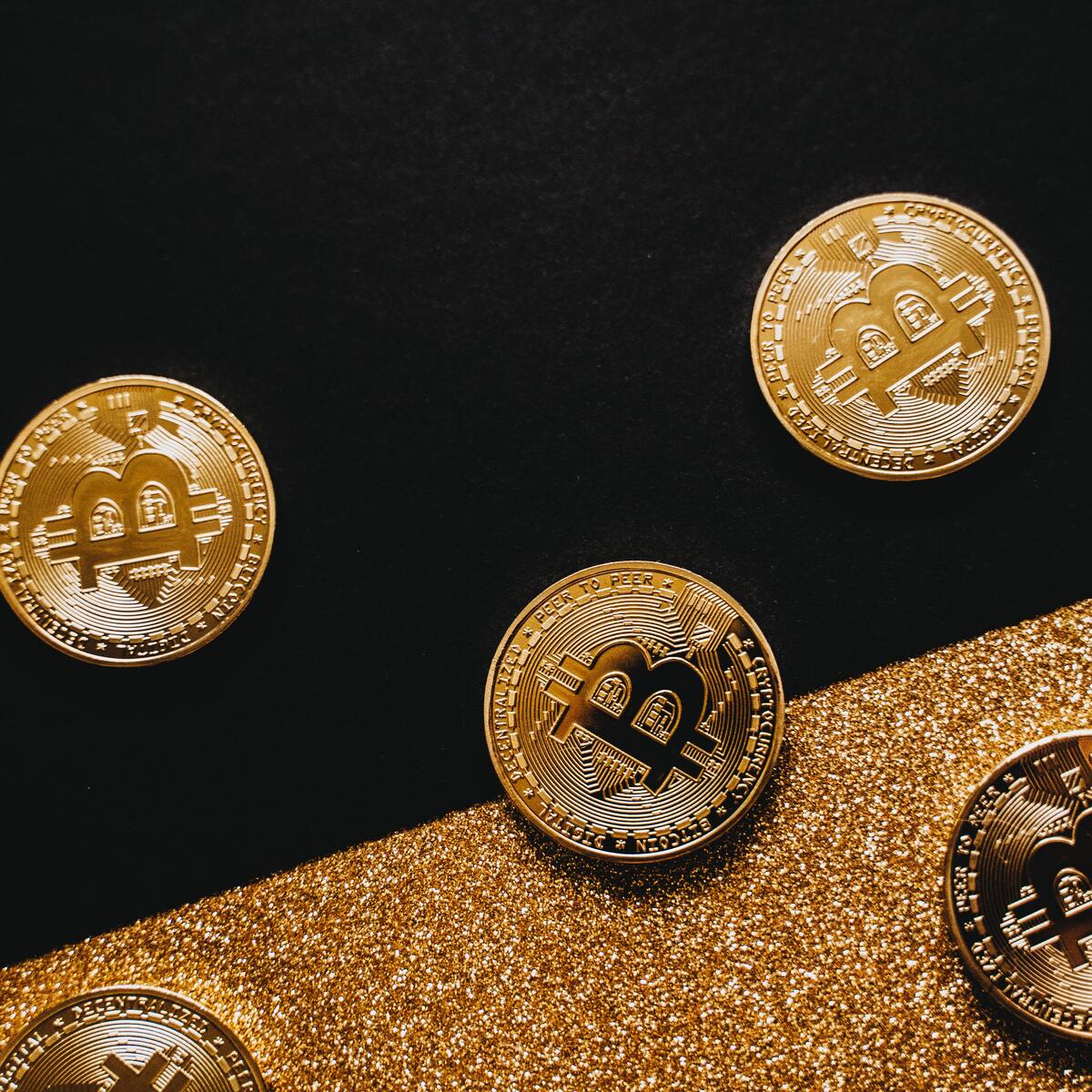 Microstrategy- und Swissquote-Aktien im Sinkflug: Index-Ausschluss und  Bitcoin-Turbulenzen als Gründe | cash