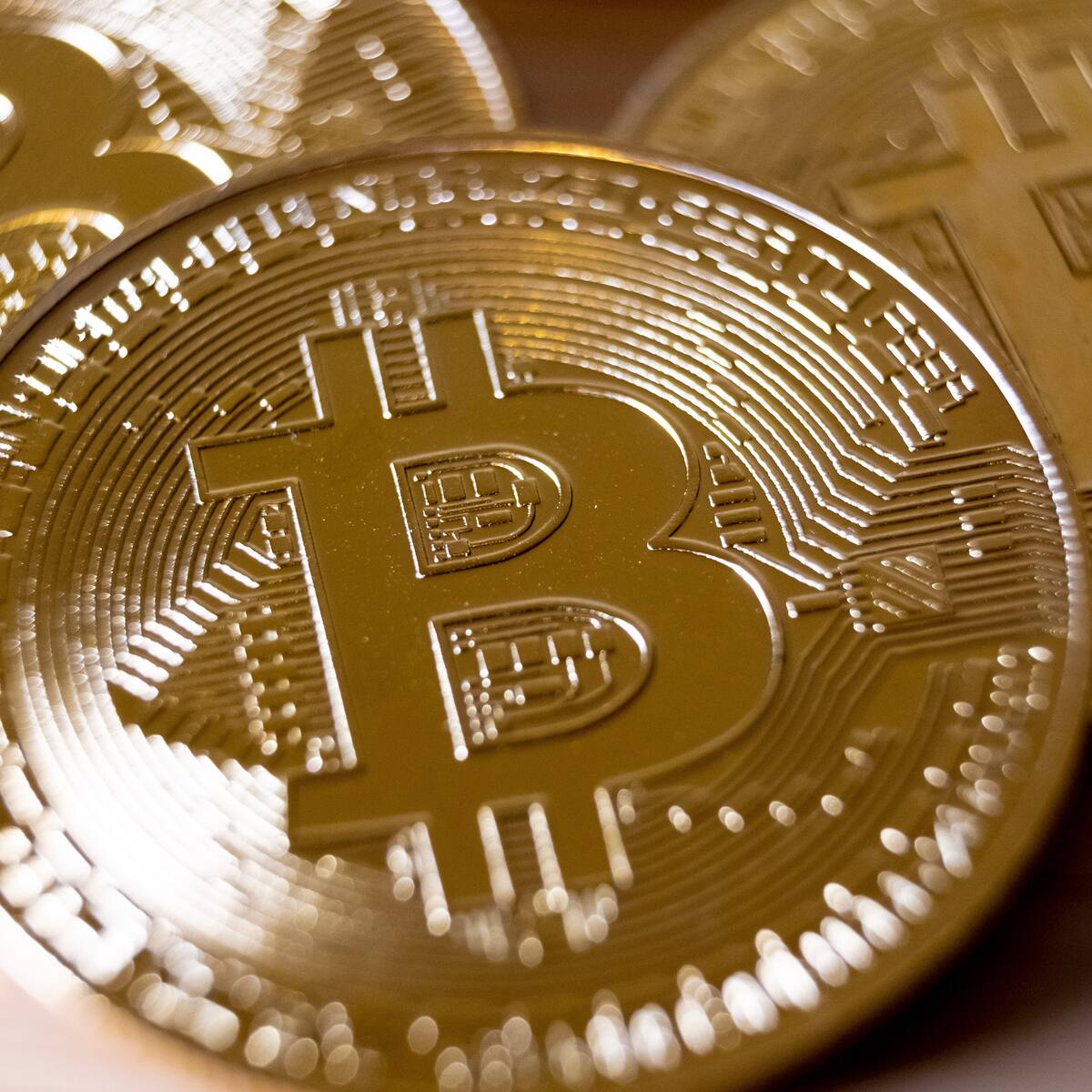 Bitcoin legt deutlich zu steigt über 114.000 US-Dollar | cash