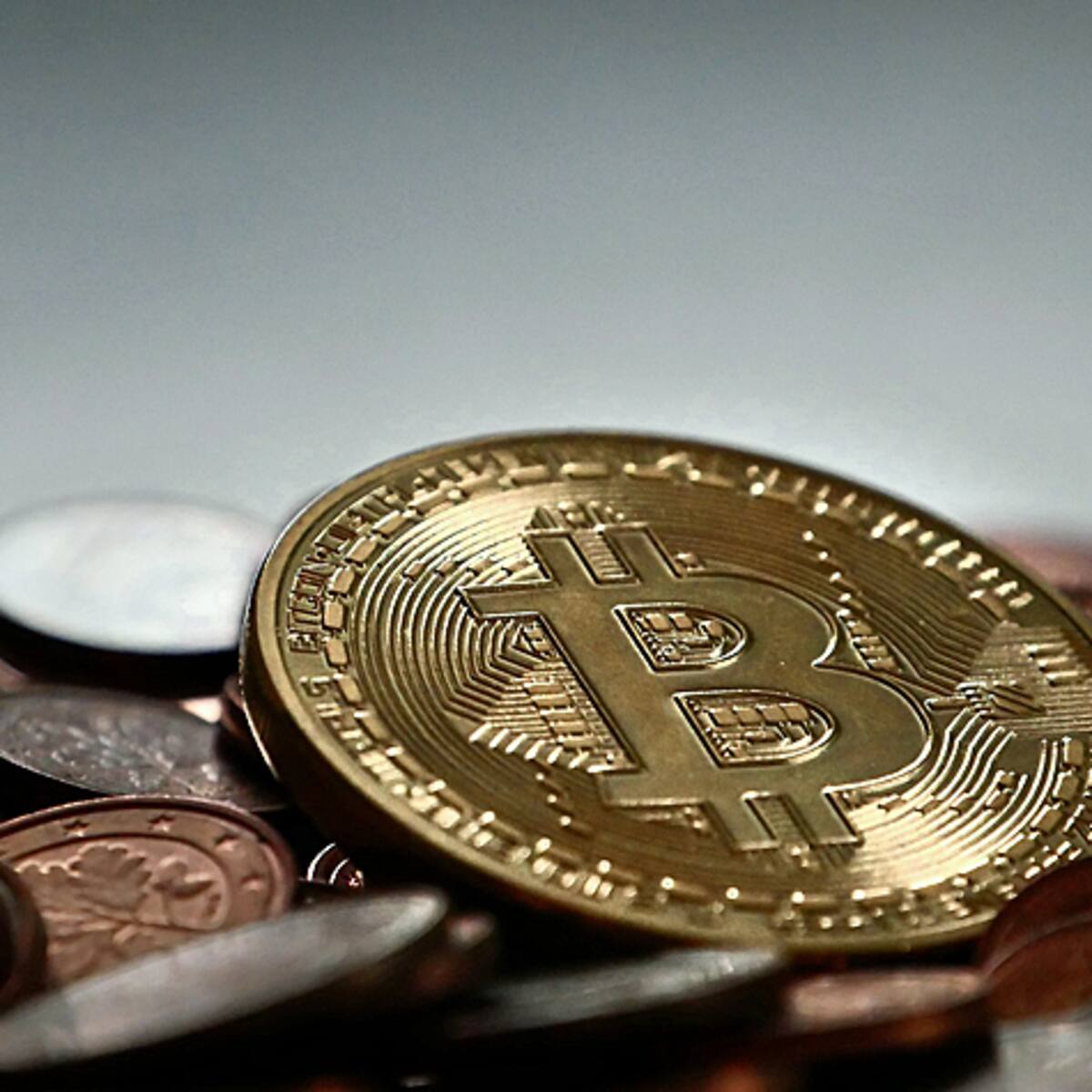 Auf sinkende Bitcoin-Kurse setzen | cash