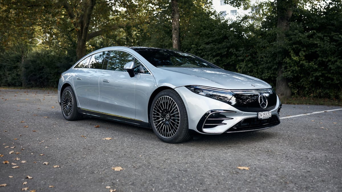 Mercedes in China weiter unter Druck und mit weniger Absatz - Mehr teure Autos