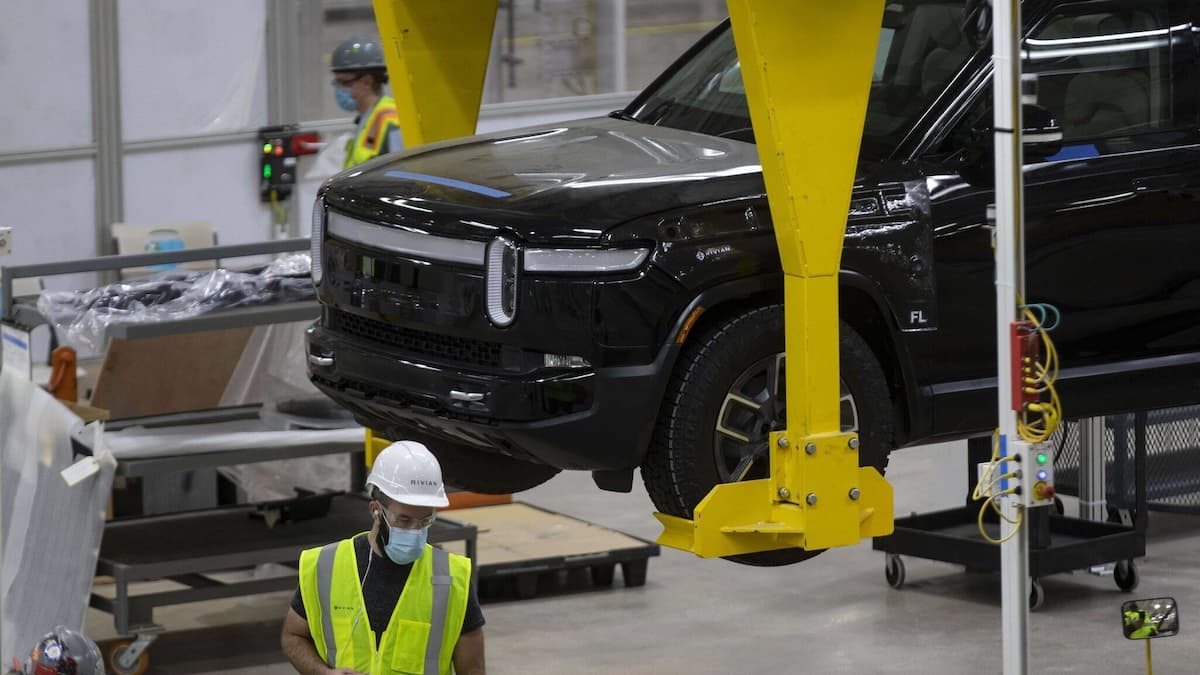Elektroautobauer Rivian verfehlt Produktionsziel für 2022 knapp