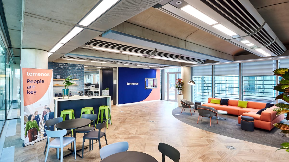 Temenos steigert Umsatz und Gewinn im vierten Quartal deutlich