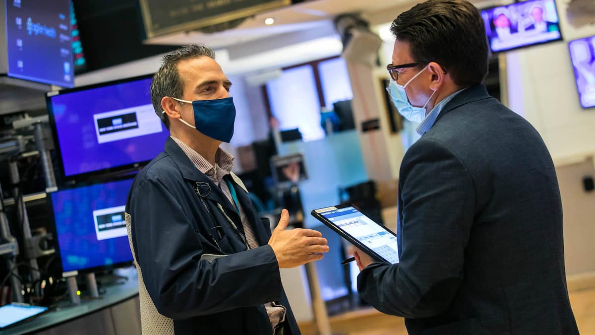 Börsen-Ticker: Dow-Index fällt wieder unter 30.000 Punkte - Europas Börsen sinken - Finanzwerte ziehen DAX und SMI ins Minus