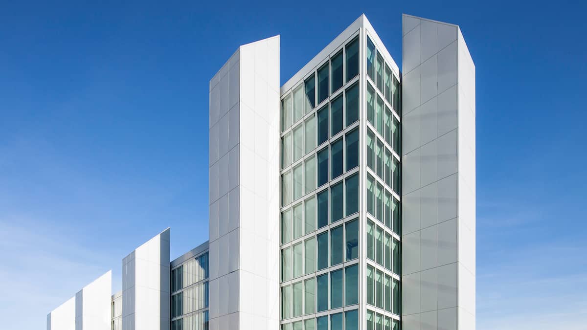 Schweizer Immobilienaktien und -fonds: Die Suche nach der Na
