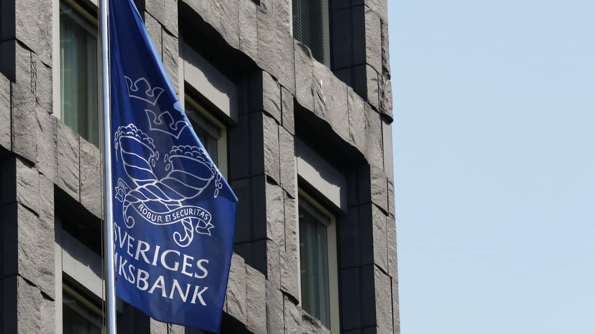 Schwedens Notenbank hält bei den Zinsen weiter still