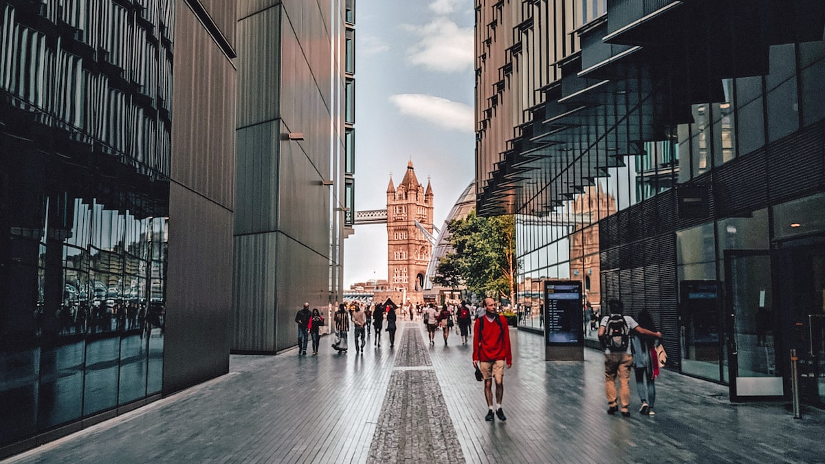 Britische Wirtschaft gewinnt an Fahrt