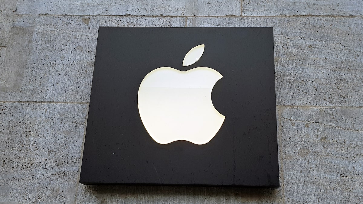 Apple prehitel Samsung na prestolu prodaje pametnih telefonov