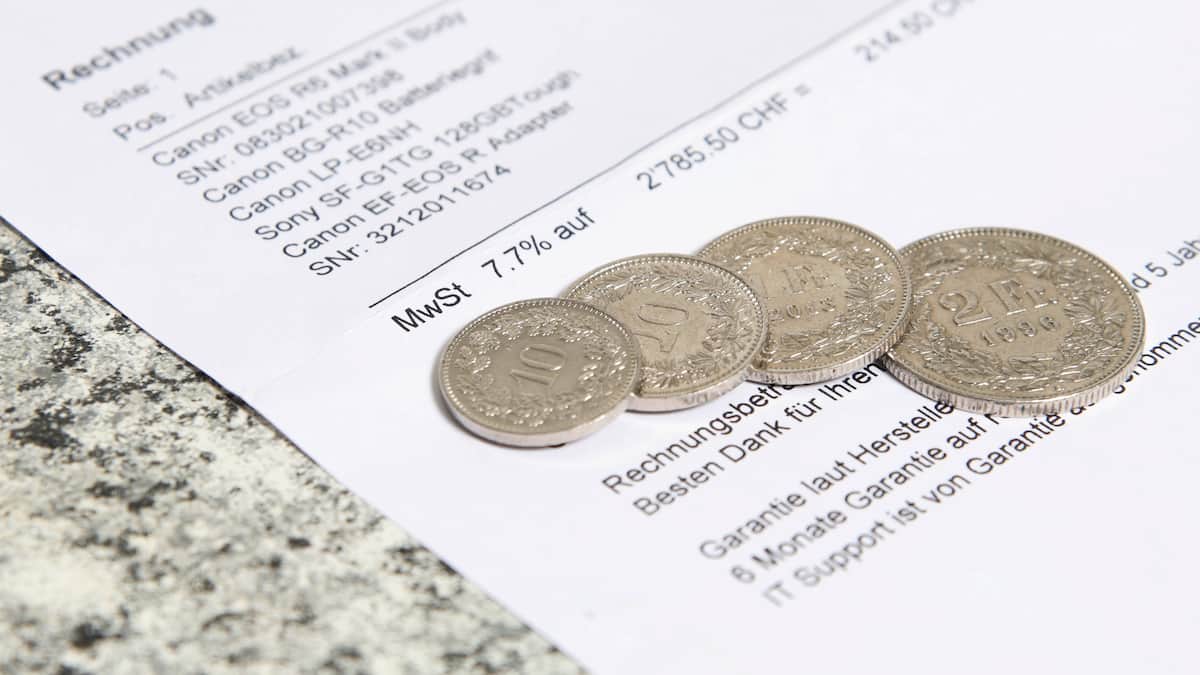 Viele Vorbehalte gegen Mehrwertsteuererhöhung für Rüstungsausgaben