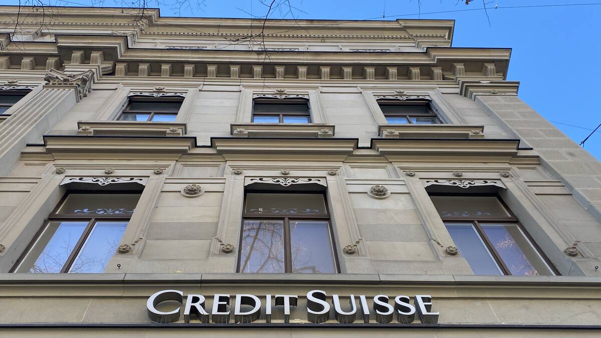 CS-Schweiz-Chef Helfenstein relativiert Vermögensabflüsse