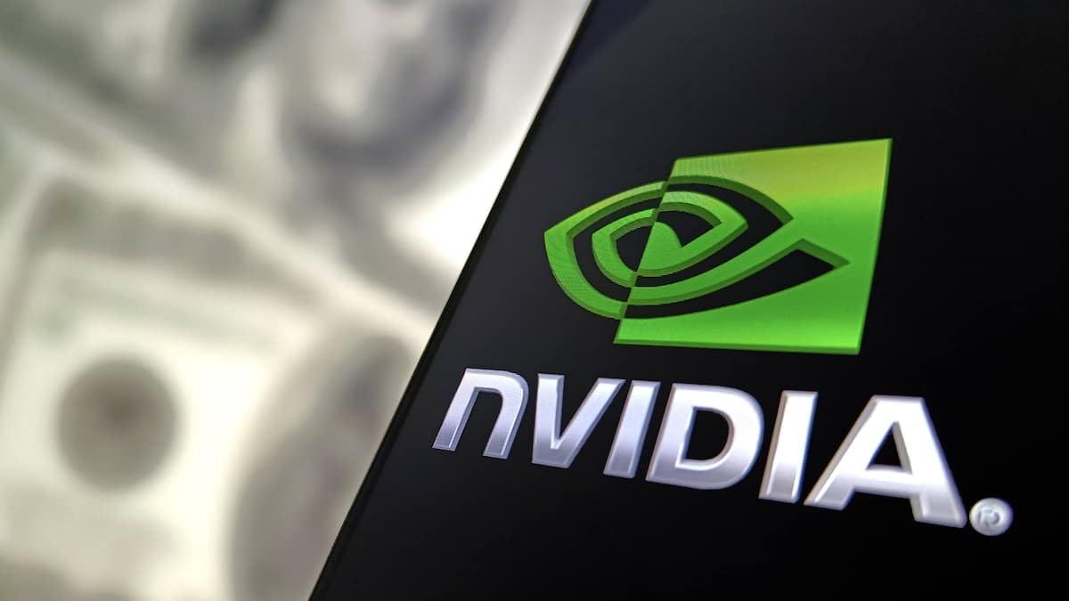 Trump prepovedal Kitajski dostop do Nvidiinih naprednih čipov Blackwell