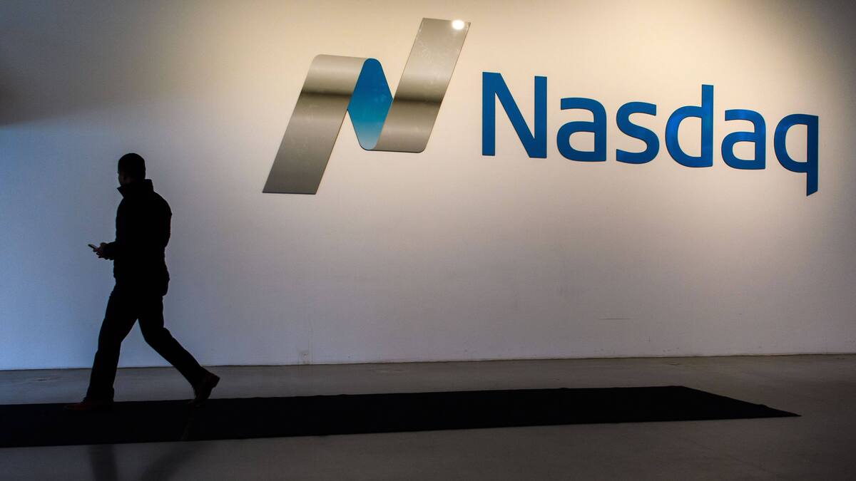 Börsen-Ticker: US-Futures uneinheitlich - SMI mit knappem Minus - Analyst senkt Rating für Dividenden-Titel - Furcht vor weiteren Pleiten hält Bitcoin gefangen