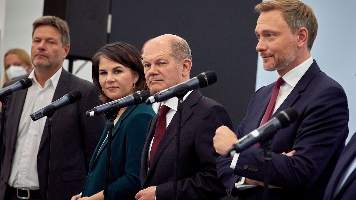 Olaf Scholz und 51 andere: Diese Staats- und Regierungschefs kommen ans WEF 2023