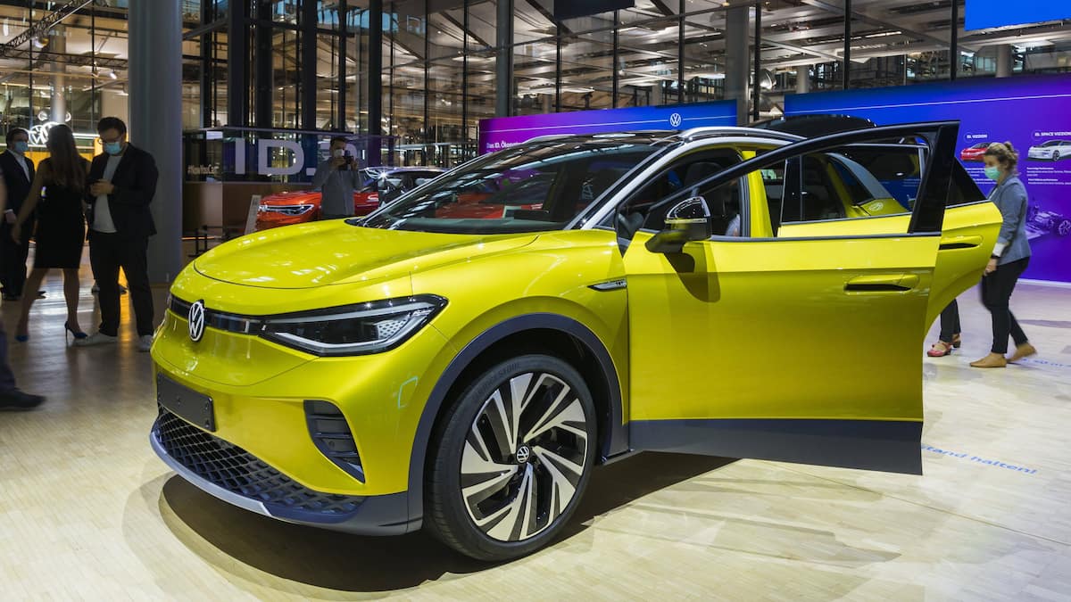 Europas Automarkt zieht im Juli an - Tesla verliert an Boden