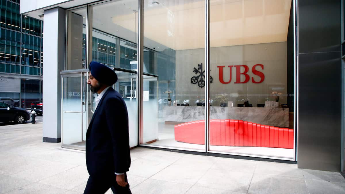 US-Senatorin fordert von UBS Details zu etwaigen Gesprächen über Hauptsitz-Verlegung
