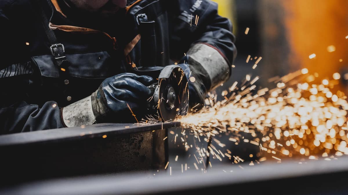 Deutsche Wirtschaft gewinnt zum Jahresstart unerwartet viel Schwung