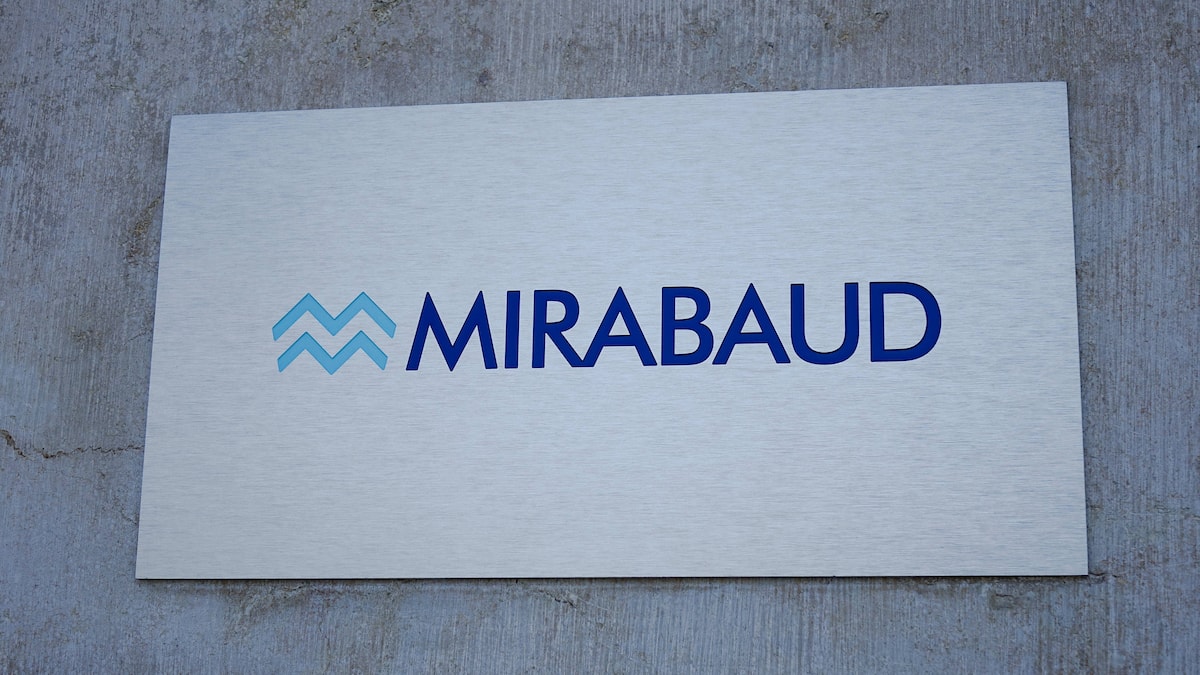 Former Swiss Banker Admits Millions in Bribes to Kuwaiti Official
