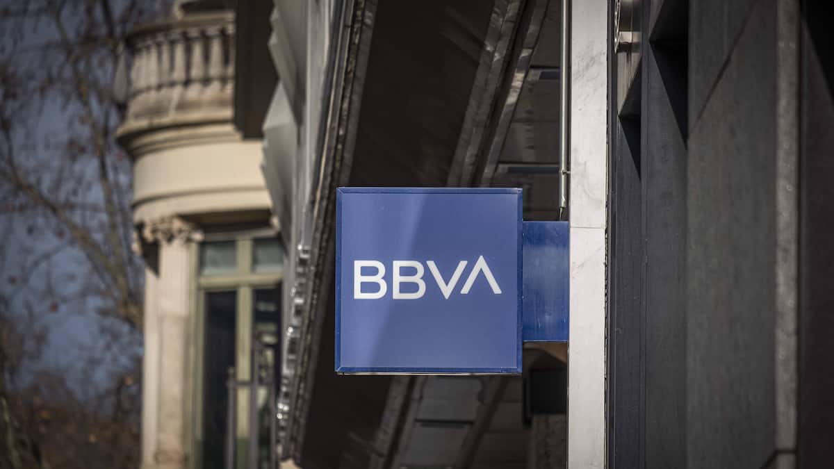 BBVA schraubt feindliche Übernahme-Offerte für Sabadell in die Höhe