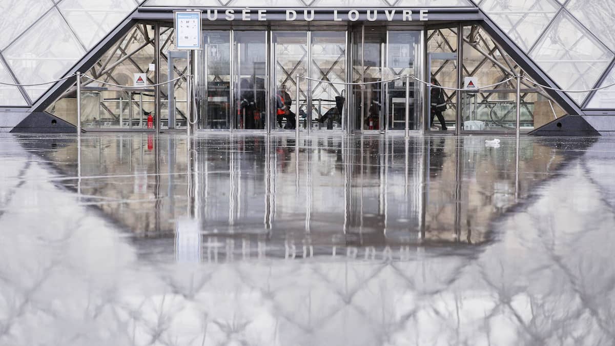 In Frankreich gibt Ex-Kulturminister Lang nach Epstein-Ermittlungen Amt auf