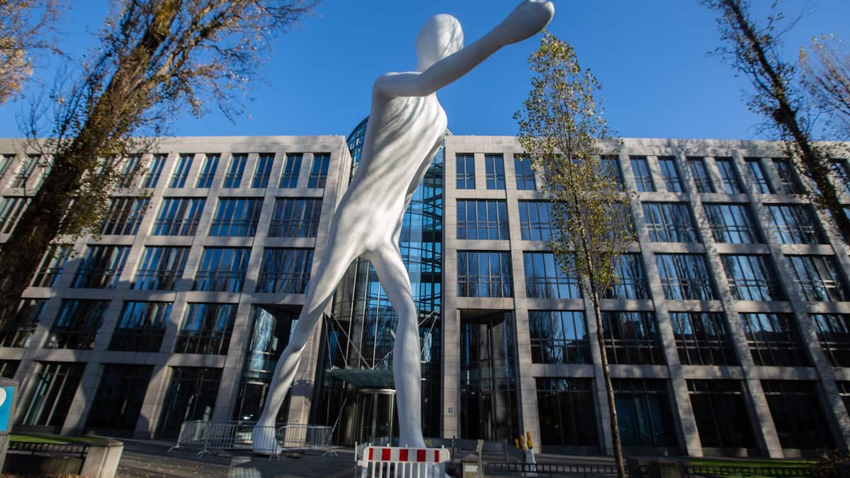 Munich Re erhöht Dividende kräftig - Milliarden für Aktienrückkauf