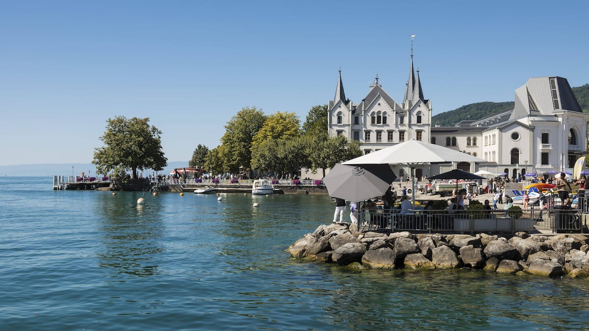 Luxusvilla am Genfersee steht zum Verkauf