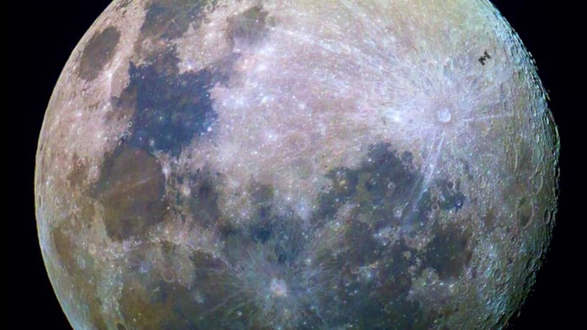 Neues Wettrennen zum Mond - Kraftwerke sollen auf Erdtrabanten errichten