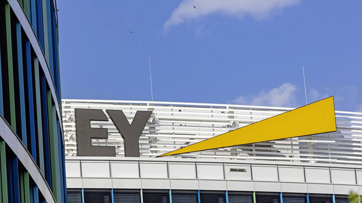 EY will fast eine Viertelmillion neue Mitarbeiter einstelllen