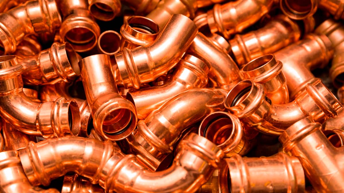 Stärkerer Dollar belastet Kupfer und Gold