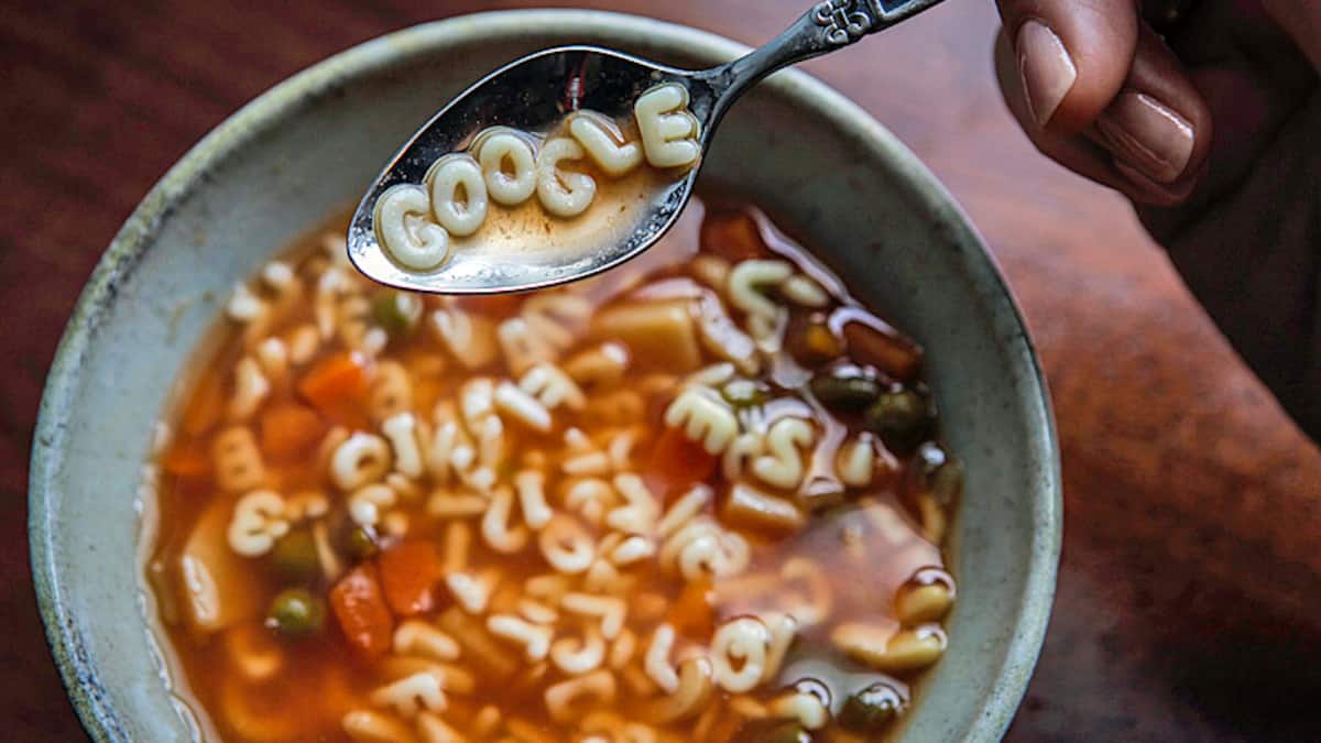 Börsen-Ticker: Schweizer Aktienmarkt vor tieferem Start - Wallstreet mit schwachem Wochenstart - Anleger warten auf US-Datenflut - Einstieg von Berkshire Hathaway treibt Alphabet