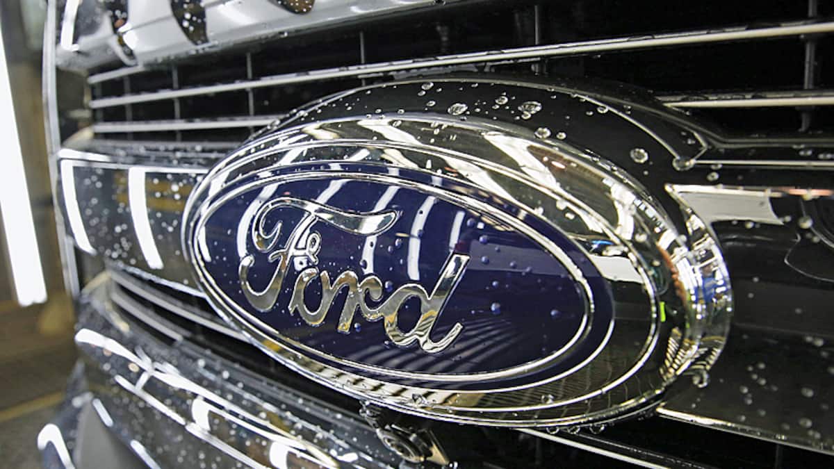 Ford hebt Jahresprognose nach Zoll-Erstattung an - Materialkosten belasten