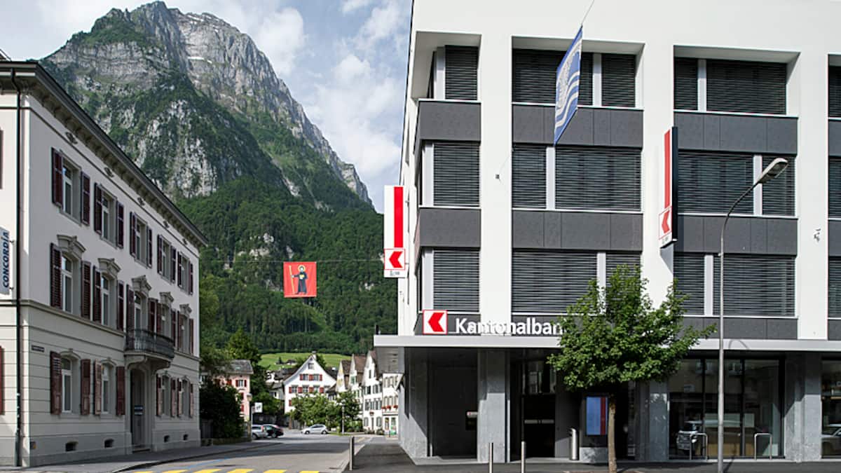 Glarner Kantonalbank instopila v partnerstvo s fintech podjetjem Zinsli za digitalizacijo varščin