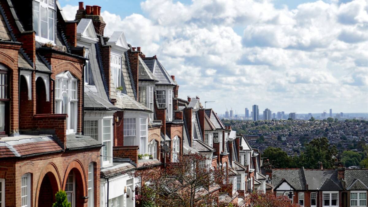 Britische Hauspreise fallen wie nie zuvor seit Pandemie-Beginn