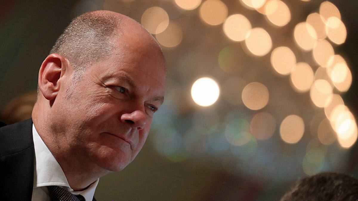 Handlungsreisender Scholz wirbt am Golf für Wasserstoff