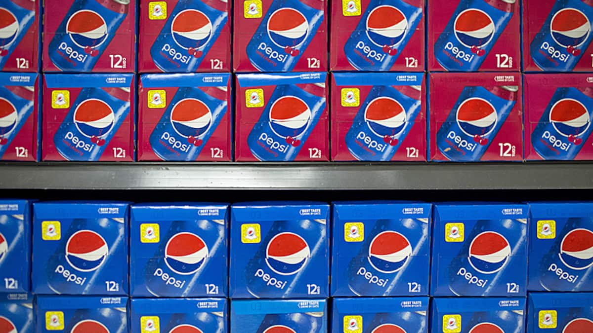 PepsiCo übertrifft Erwartungen und holt neuen Finanzchef von Walmart - Aktie steigt vorbörslich