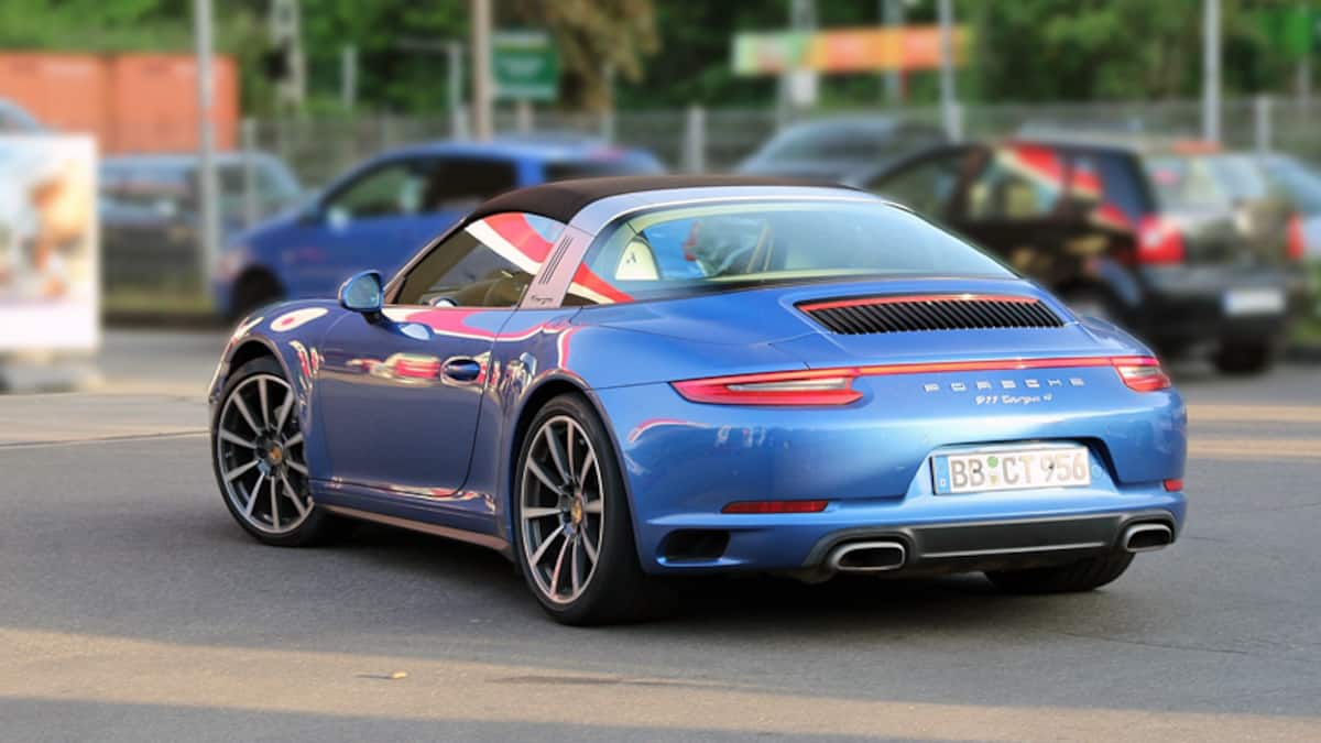 Porsche dünnt Händlernetz in China aus und setzt auf Verbrenner