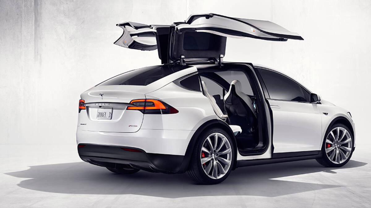 Airbag-Probleme: Tesla ruft Zehntausende Model X-Fahrzeuge zurück