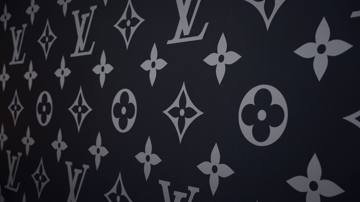 Handelskonflikte belasten Luxuskonzern LVMH - Aktie gibt deutlich nach