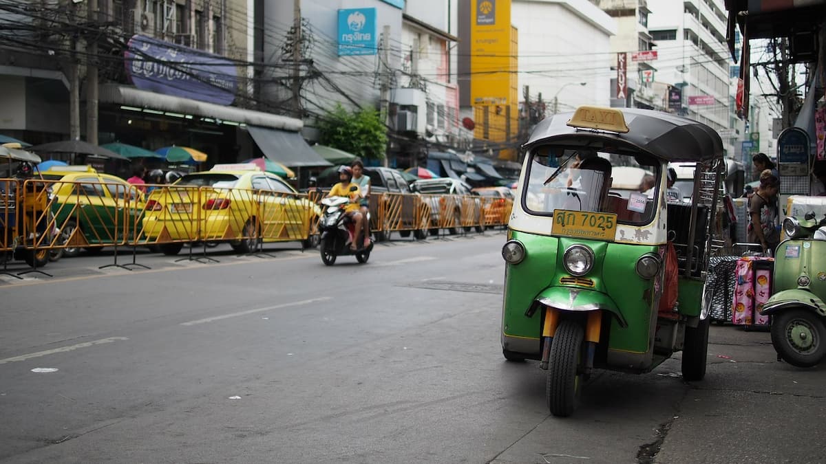 Thailand prüft neue Pflichtversicherung für Touristen