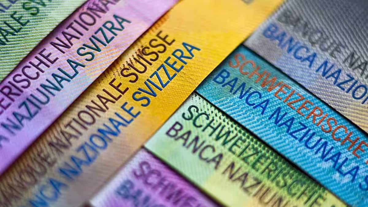 Devisen: Franken tendiert vor SNB-Zinsentscheid und nach Fed-Senkung etwas höher