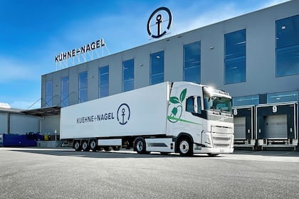 Daumen runter für die zweitbeste SMI-Aktie in diesem Jahr E-Truck von Kühne+Nagel.
