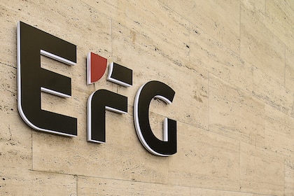 Nach Rekordlauf: EFG-Verwaltungsrat verkauft ungewöhnlich grosses Aktienpaket seiner Bank EFG-Logo an der Niederlassung der Vermögensverwaltungsbank in Lugano.
