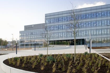 Zwei neue Kaufempfehlungen für die Aktie des Wochen-Leaders Der Niederlassung von Clariant in Frankfurt (2025).