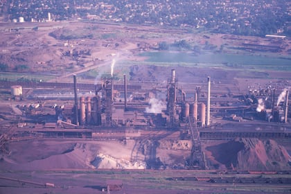 USA: Auftragseingang in der Industrie steigt stärker als erwartet Eine Luftaufnahme einer Fabrik in East St. Louis, USA (2023).