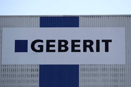 Geberit: Warum die Aktie trotz guter Zahlen nicht vom Fleck kommt Firmenlogo von Geberit in Pfullendorf, Deutschland.
