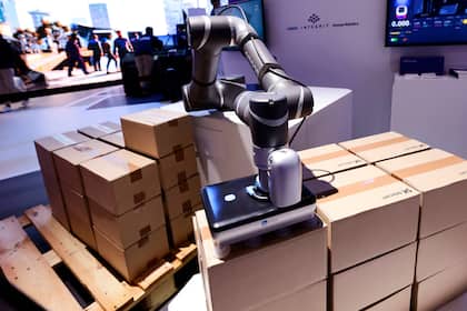 Diese Länder setzen die meisten Roboter ein Der Pavilion von Südkorea am Mobile World Congress in Barcelona 2023.