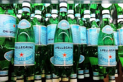 «What goes up, must come down»: Höhenflug der Nestlé-Aktie gestoppt Das San Pellegrino Mineralwasser aus Italien gehört Nestlé.
