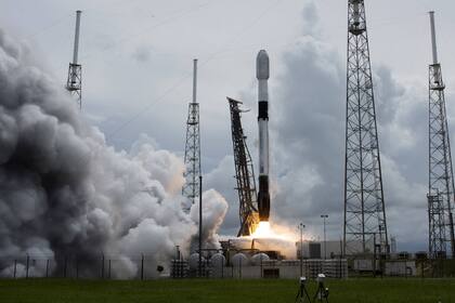 US-Weltraum-Riese will vom Flugplatz Dübendorf das All erobern Start einer Falcon 9 Rakete im Cape Canaveral am 30. Juni 2021.