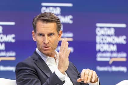 Partners Group mit Angaben zum Ersthalbjahr: Auf diese Zahlen und Aussagen müssen Anleger achten Steffen Meister, Verwaltungsratspräsident von Partners Group, bei einem Auftritt am Qatar Economic Forum in Doha im Mai 2024.