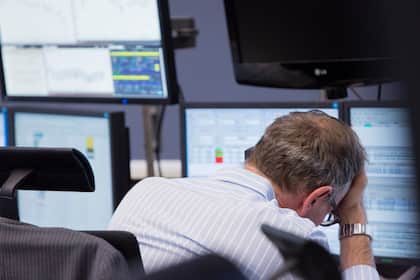 «Aktienanleger sollten ihre Finger nahe am Verkaufsknopf halten» Händler an der Börse in Frankfurt (August 2014).