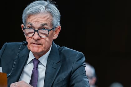 Leitzinssenkung: Richtet die US-Notenbank mit der grossen Kelle an? Jerome Powell, Vorsitzender der US-Notenbank Federal Reserve, vor dem Banken- Senatsausschuss im US-Kongress in Washington, D.C., USA (11. Februar 2025).